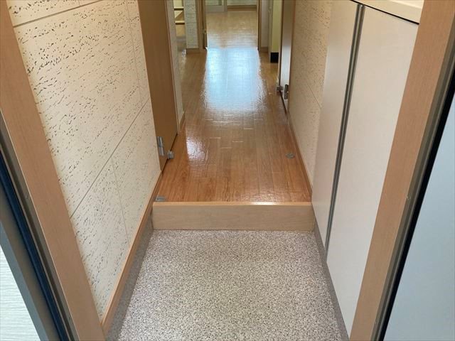 ｸｴｽﾄY 玄関