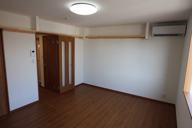 ｻﾌﾟﾗｽ・2 リビング