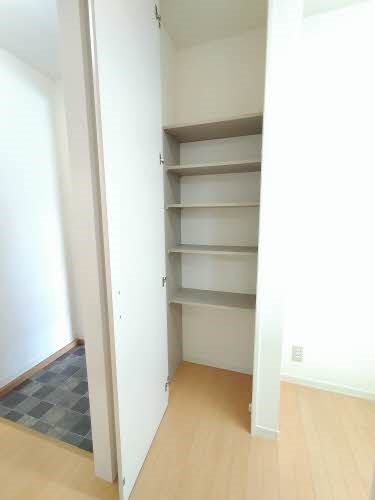 ソフィアKMI その他9