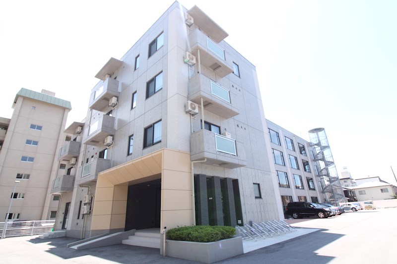 Kaya sumi topia 408号室 外観