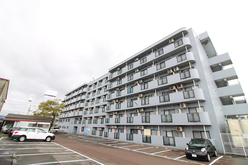 ファースト米山 405号室 外観