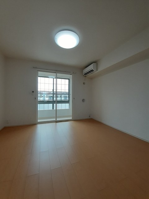 ムーランゼⅡ リビング