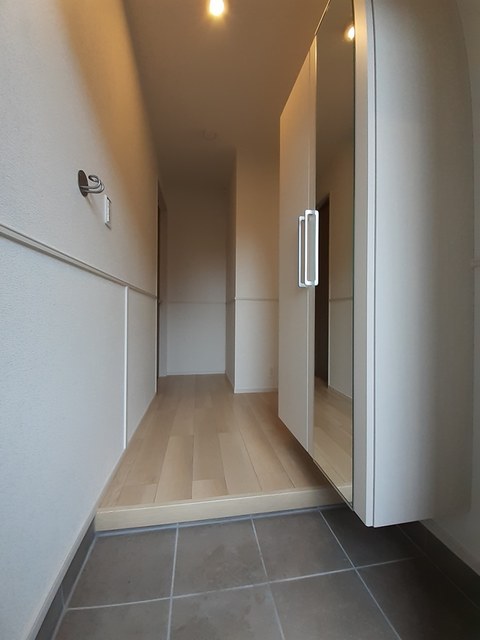 メゾン・ド・ポワールＡ 玄関