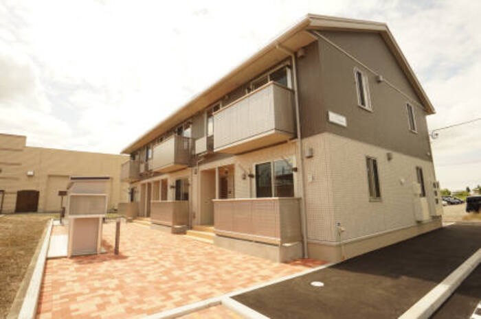 ライフコート横越中央 203号室 外観