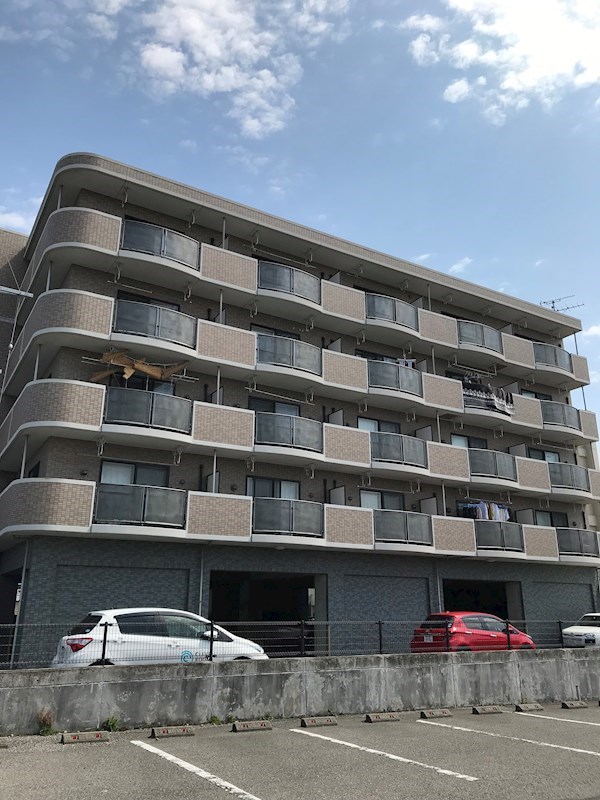 パークハイツ女池南 305号室 外観