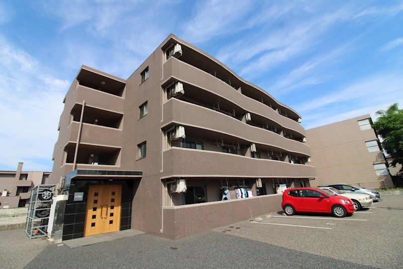 ラ・トゥール 101号室 外観