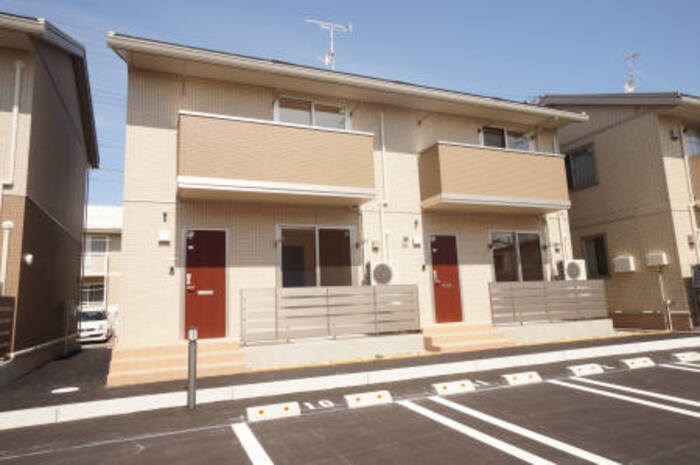 ロイヤルイースト　C 102号室 外観