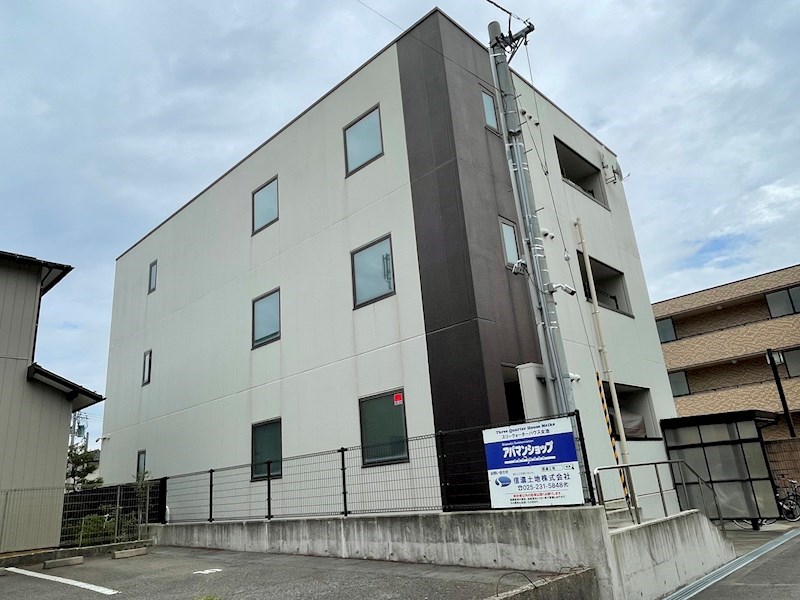 スリークォーターハウス女池 203号室 外観