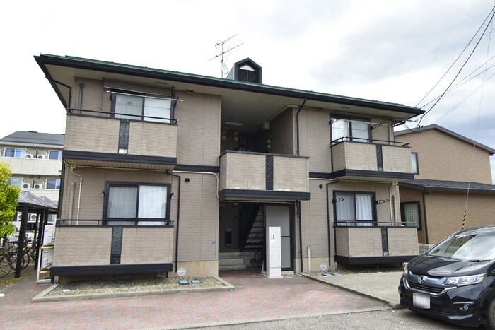 ロイヤルガーデンコートC 202号室 外観