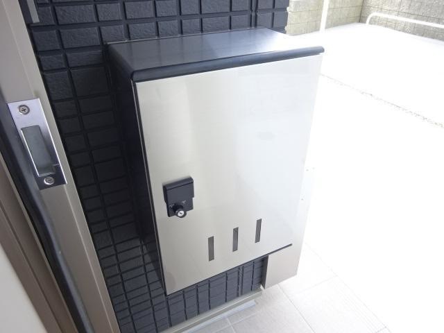 リラ・コンフィ その他13