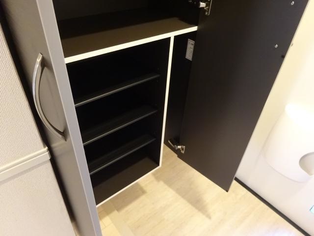 リラ・コンフィ その他16