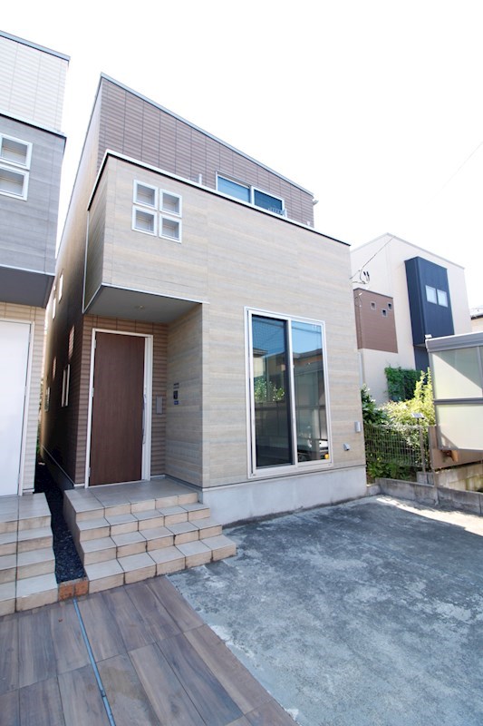 小新西二丁目貸家 外観