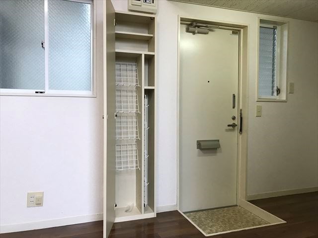 ﾏﾉﾜｰﾙ本町 玄関