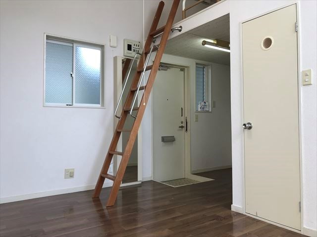 ﾏﾉﾜｰﾙ本町 リビング