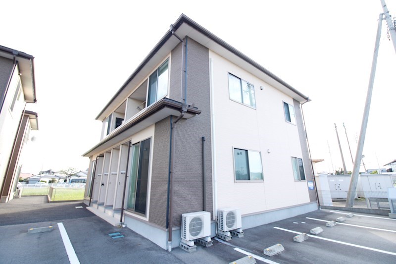 サンハイム・ラベスト B-2号室 外観