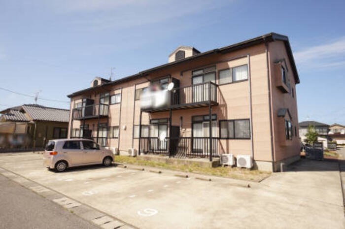 ファミール花かいどう 203号室 外観