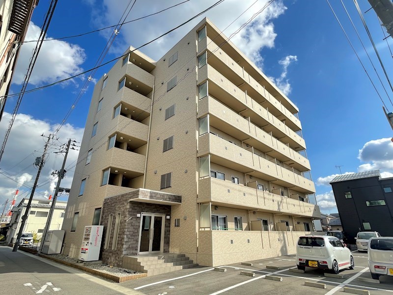 フォレスト６ 301号室 外観