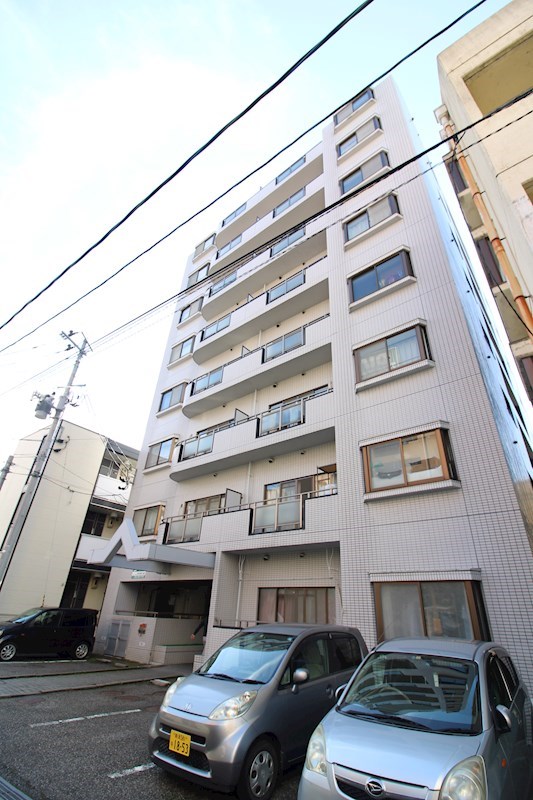 リバティープラザ東大通 702号室 外観