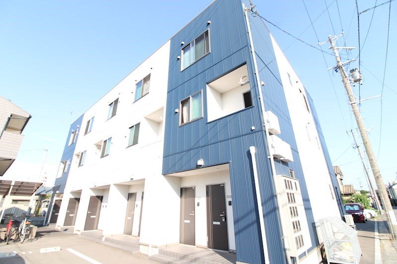 グレース沼垂東 301号室 外観