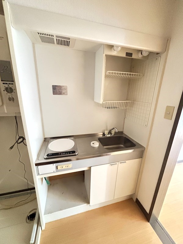 プラザ・ドゥ・ロード その他3