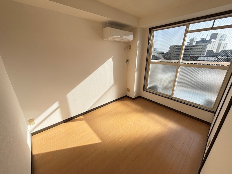 プラザ・ドゥ・ロード その他1