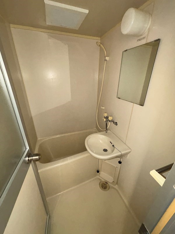 プラザ・ドゥ・ロード その他3