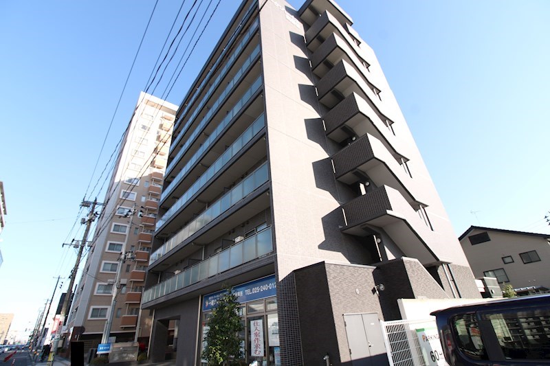 パークソレイユ弐番館 706号室 外観
