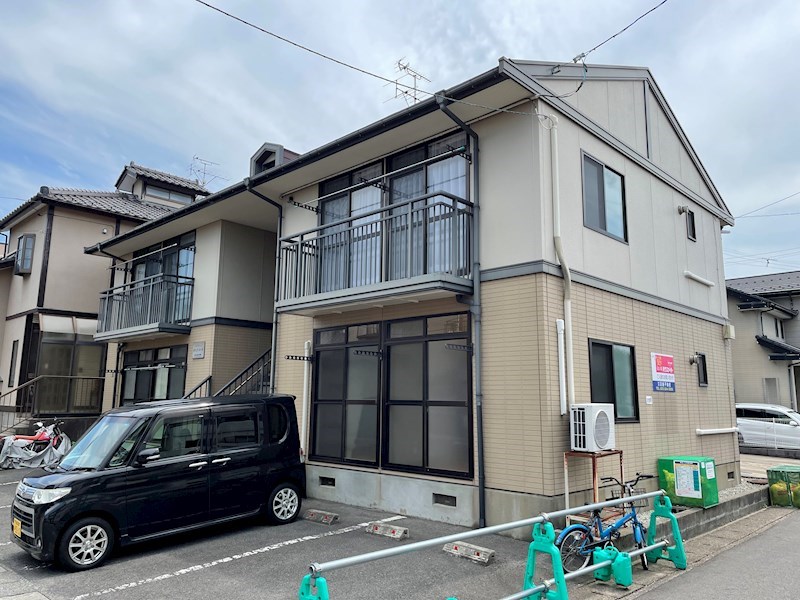 ラヴィアンローズ 102号室 外観