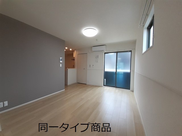 ヒカルサ新潟関屋 リビング