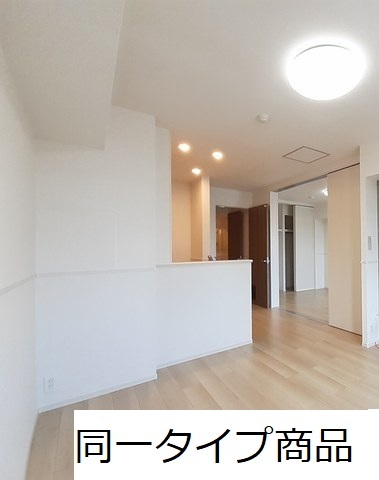 ヒカルサ新潟関屋 リビング