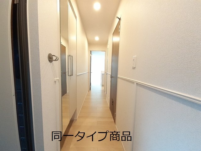 ヒカルサ新潟関屋 玄関