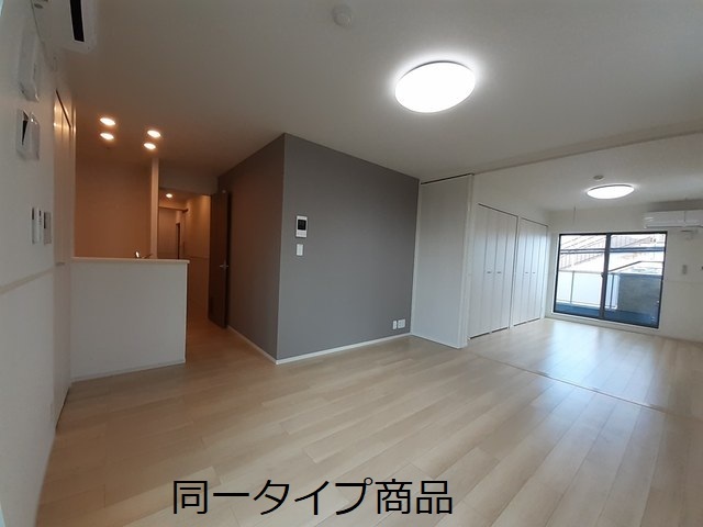 ヒカルサ新潟関屋 リビング