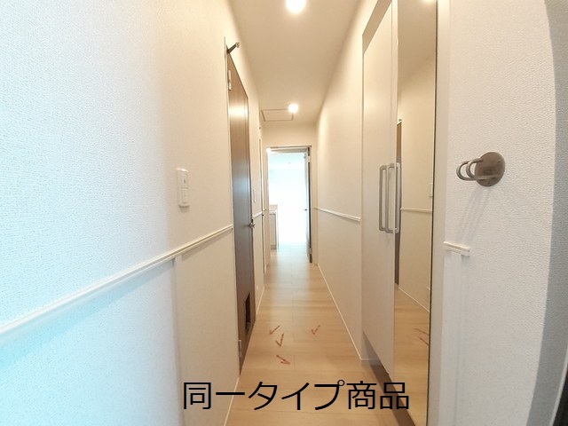 ヒカルサ新潟関屋 玄関