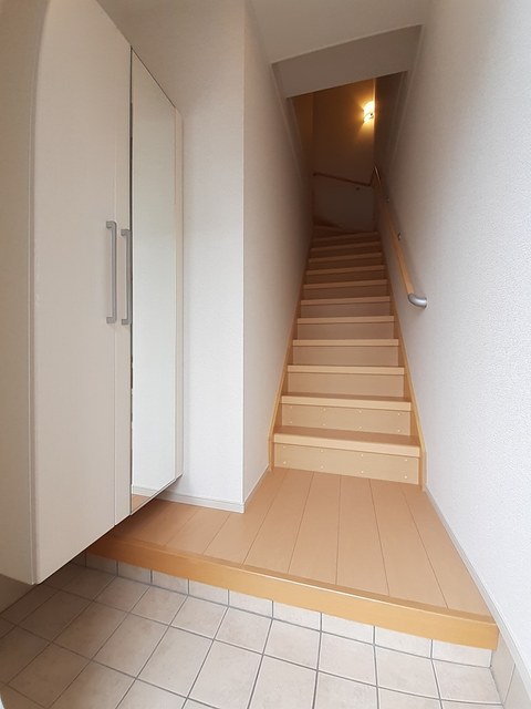 ベルフォーレ城山Ⅱ 玄関