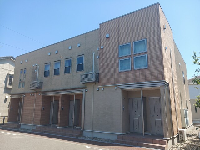 パレウエスト 204号室 外観