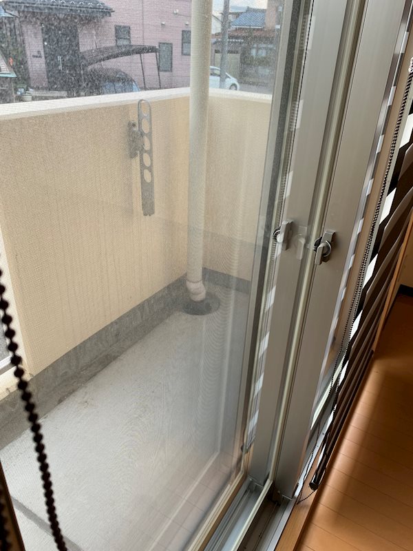 ウィスタリア ベランダ
