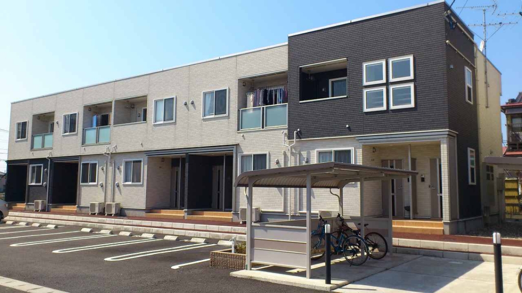 ＦｌｏｕｒｉｓｈＩｎおやまつⅤ 102号室 外観