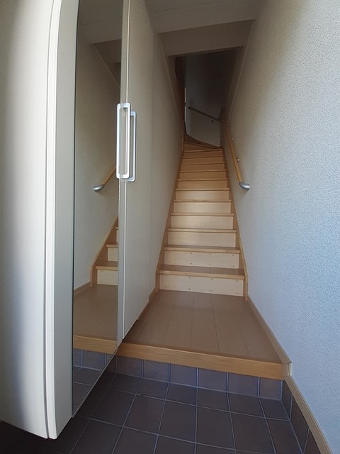 カーサ　レガーロⅡ 玄関