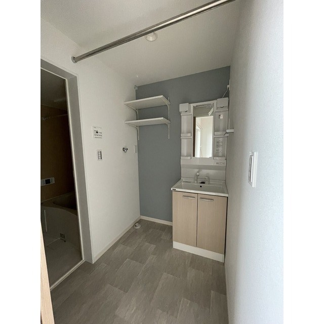 Rooms南万代 洗面所