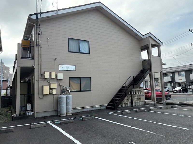 モカとそよ風のテラス 102号室 外観