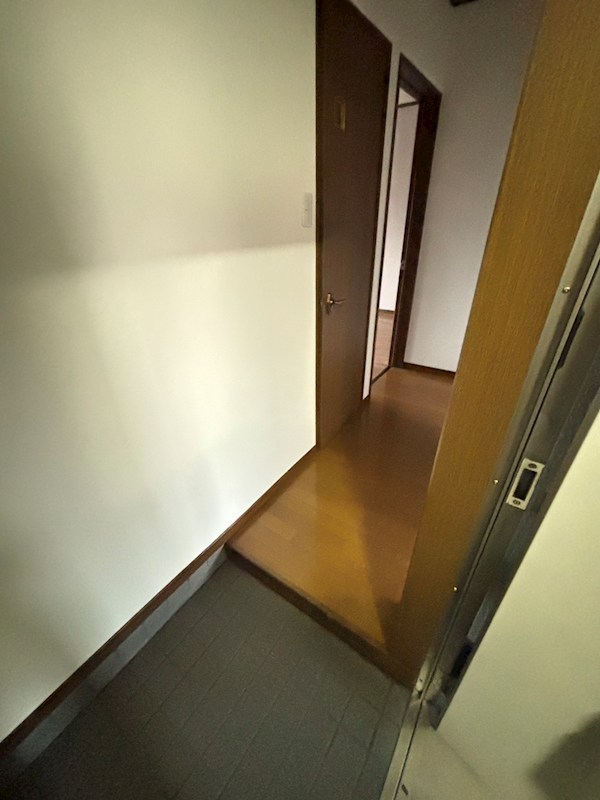 アスターアオキ 玄関