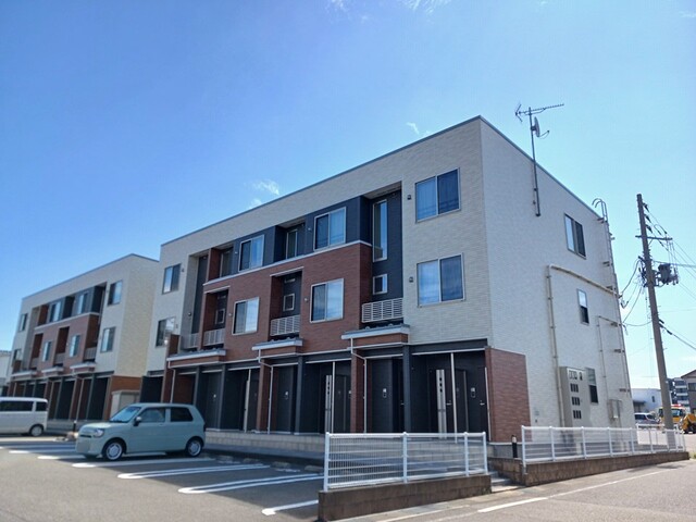 カレントレジデンス女池Ⅱ 203号室 外観