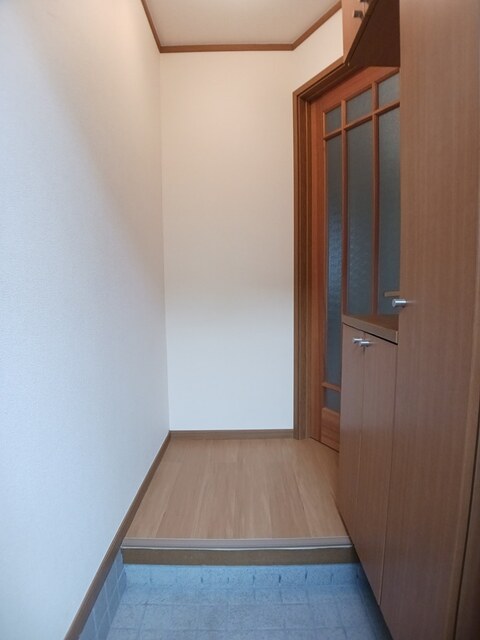 サンテラス　アーイＢ 玄関