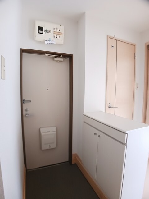 グリーンハイツＢ 玄関