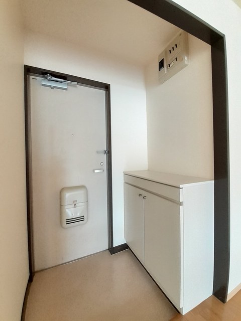 エルディム砂押Ａ 玄関