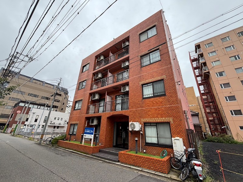 サンアイヒルズ東大通 302号室 外観