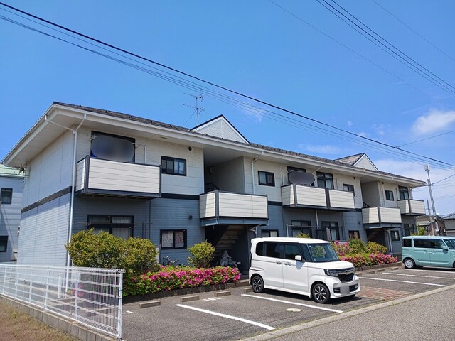 ボンディールＩ 204号室 外観