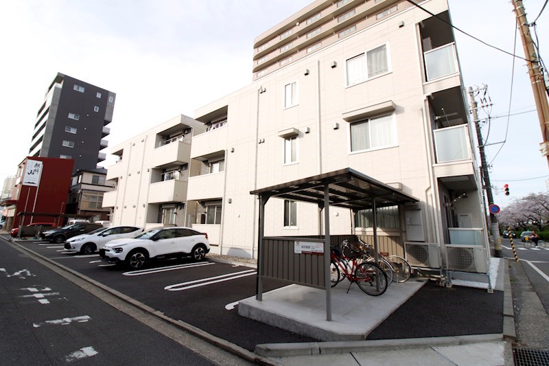 ストラスブール 102号室 外観