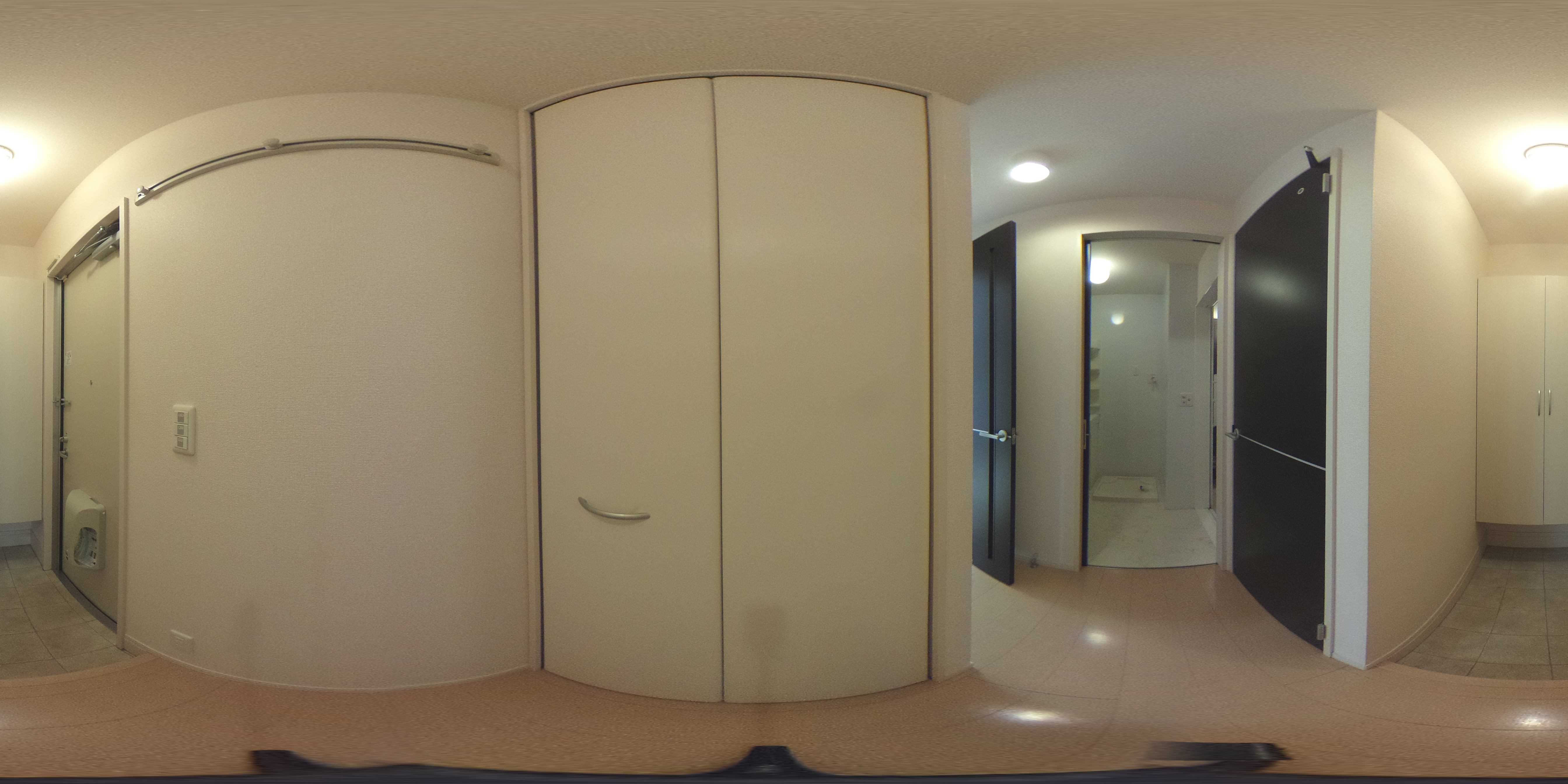 サンロイヤル 玄関