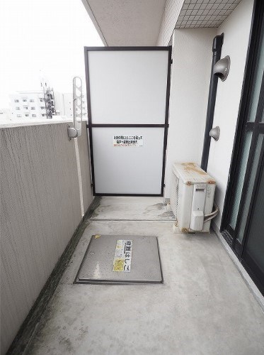 ブラスト東中通 ベランダ